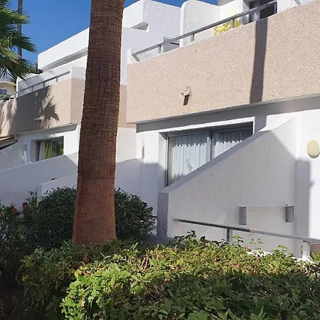 Apartament Adults Only Sunny Quiet With Aircon In Center Of Americas