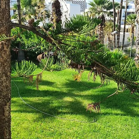 Adults Only Sunny Quiet With Aircon In Center Of Americas Apartament Playa de las Americas (Tenerife)