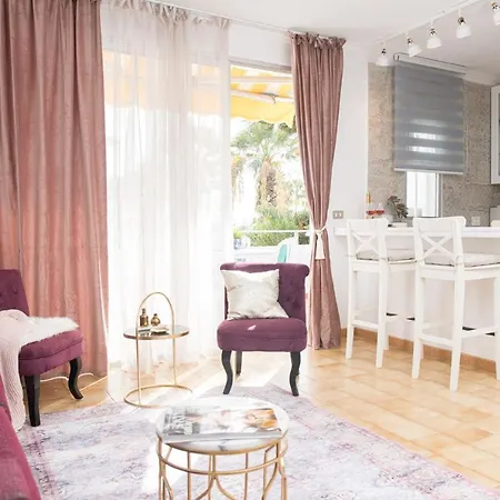 Appartamento Adults Only Sunny Quiet With Aircon In Center Of Americas